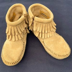 Minnetonka double fringe side zip bootie